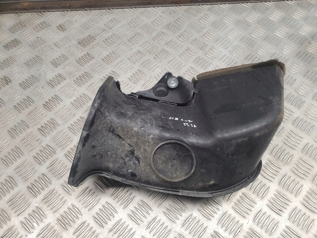 фото №7, Dodge challenger 2017 часть трубы впуска воздуха