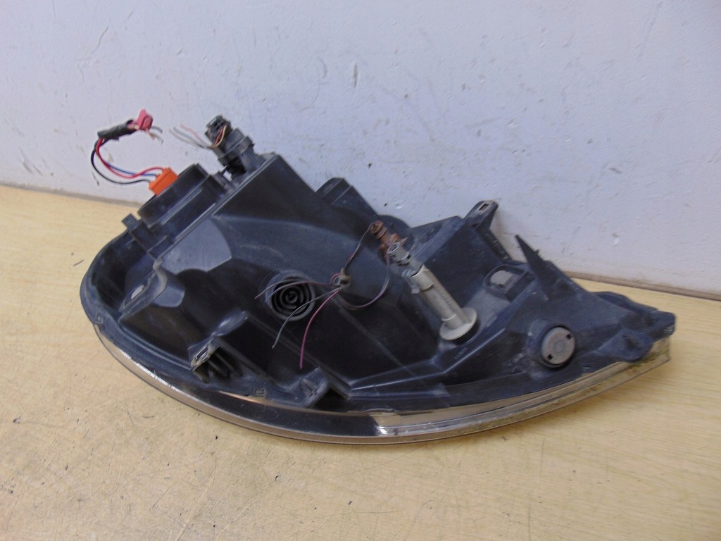 фото №14, Лампа левая перед opel vivaro lift 2006- europa 8200701354