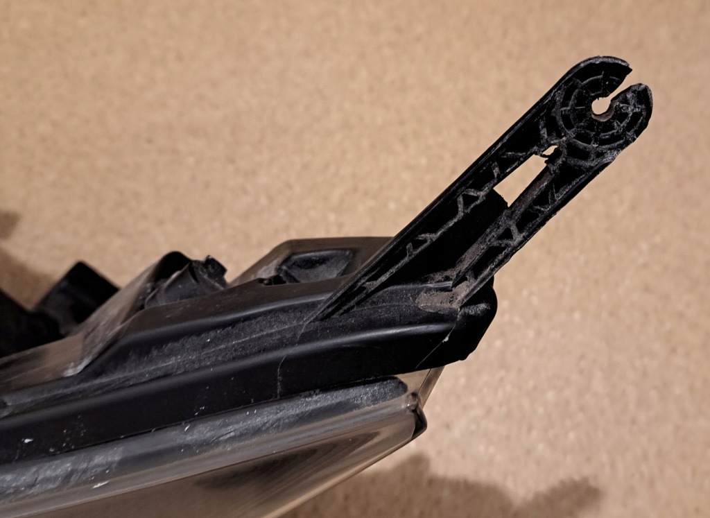 Opel insignia a 2.0 cdti фара лівий ксенон 13226792lh 114 Зі Шроту