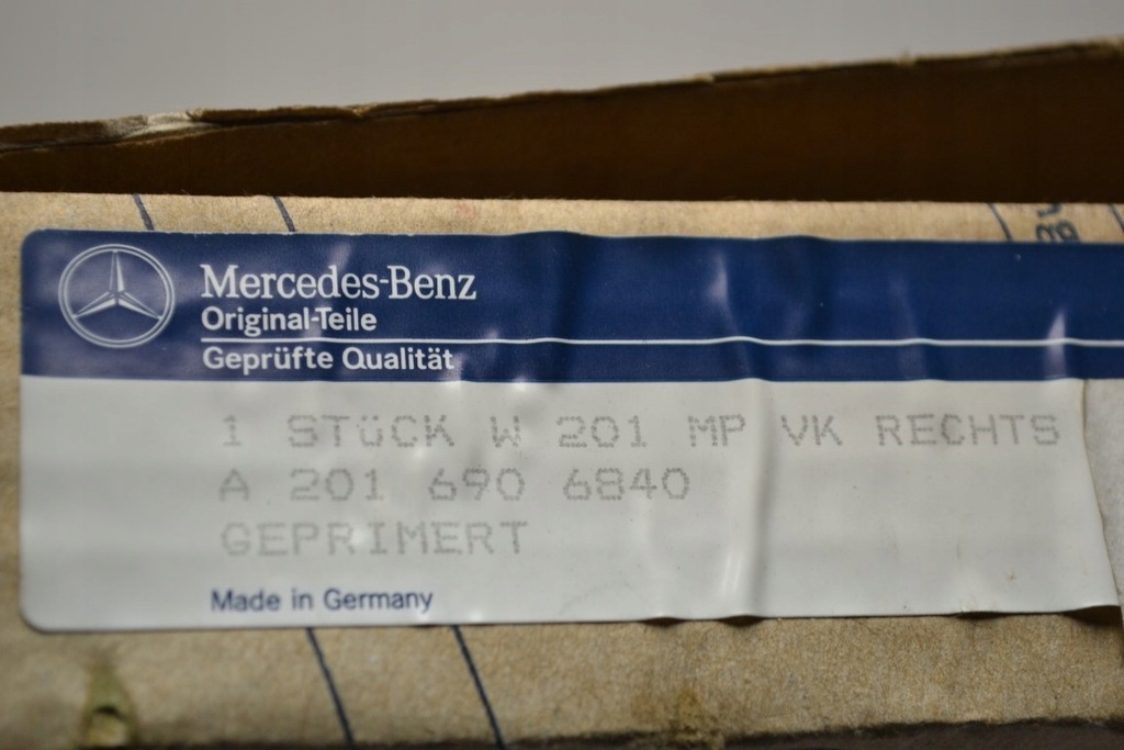 фото №9, Mercedes w201 190 молдинг крила права перед