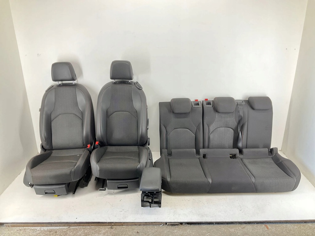 фото №1, 2013 seat leon 5f сидіння / заднє сидіння / обшивки / комплект