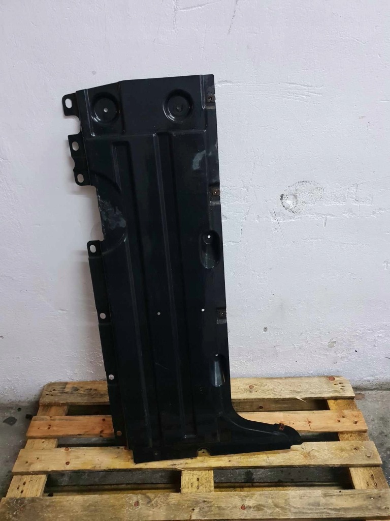 фото №1, Bmw f25 f26 корпус защита подвеска правая 7213672