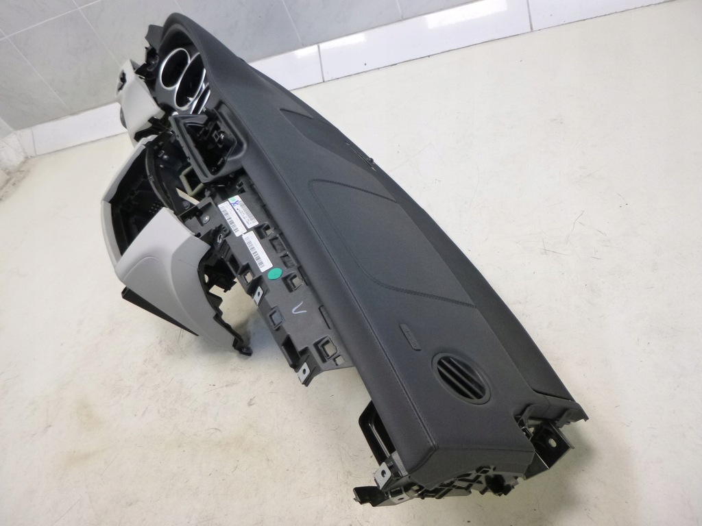 фото №6, Mercedes cls w218 панель приладів консоль панель приладів шкіра новий оригінал