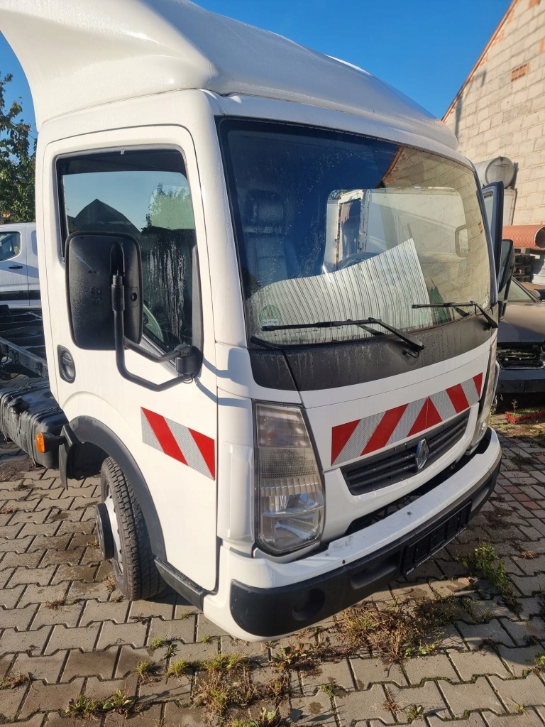 фото №1, Кабина без оснащения maxity cabstar nt400 07-23r