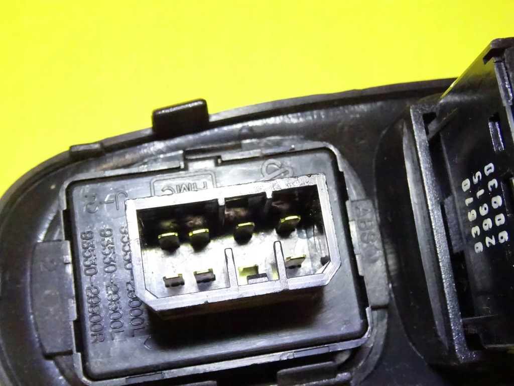 фото №7, Переключатель регулировки зеркал hyundai lantra ii 1997 9353029000l nr344
