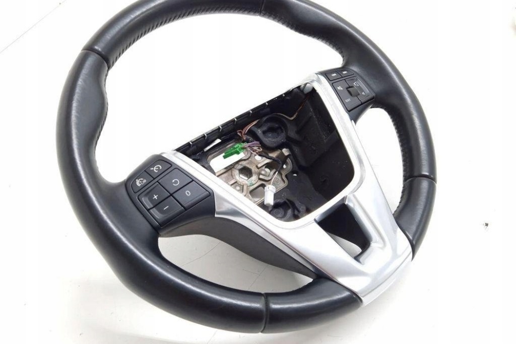 фото №11, Воздуховод volvo v40 cross country 526 p31250592 1.6l дизель 84kw 2014