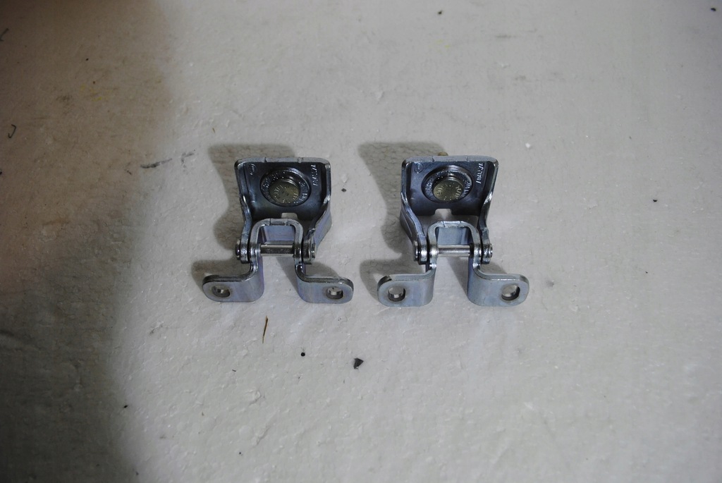 фото №1, Vw golf vii 7 hb петля петли крышки задняя задний