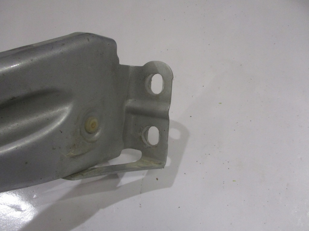 фото №8, Кронштейн направляющая кронштейн крыла перед левый audi tt ii 8j cabrio 06-09