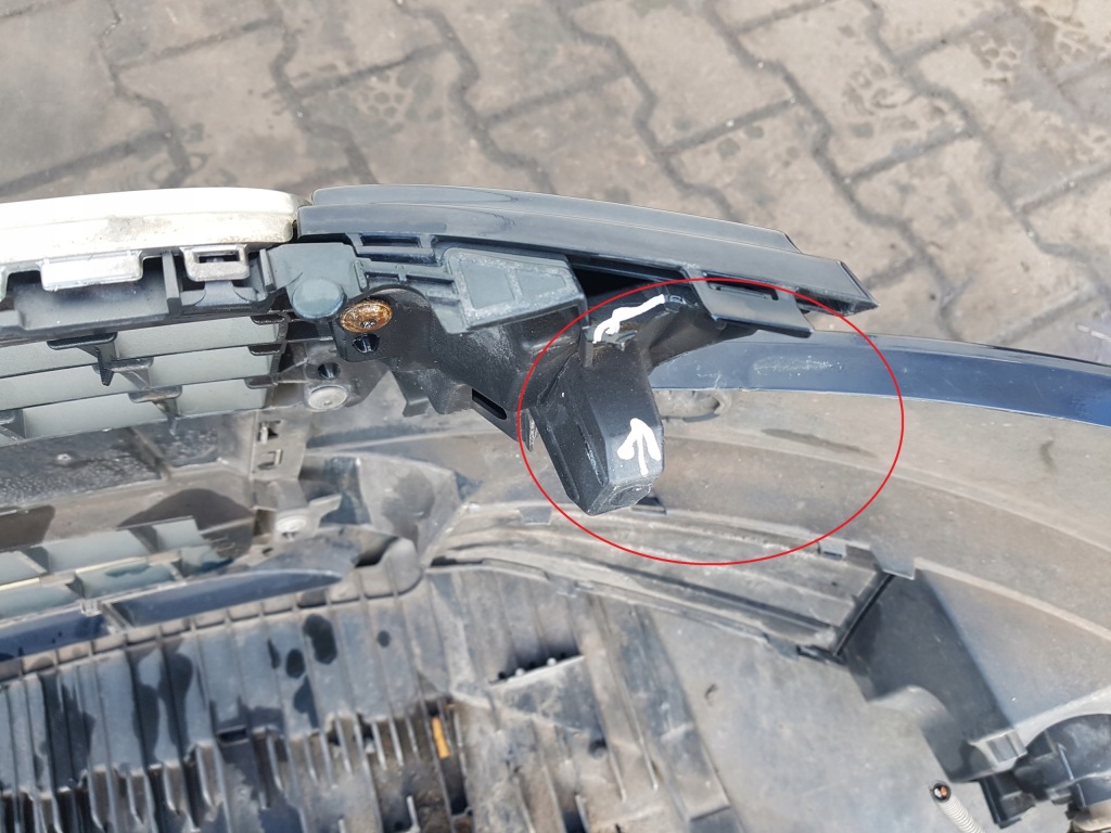 Audi a4 b8 08-11r бампер перед передний решётка радиатора lz5a с Разборки