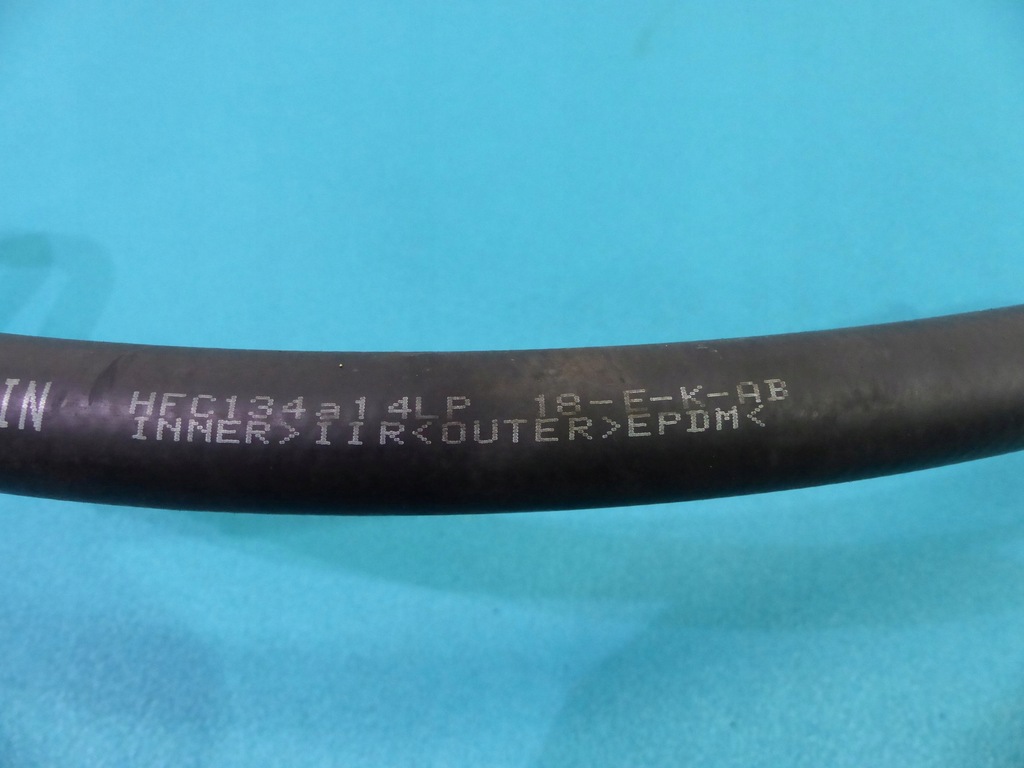 фото №5, Шланг кондиционера toyota corolla e15 1.4 vvti