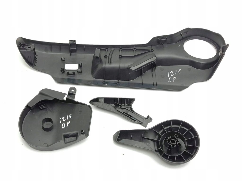 фото №8, Toyota corolla e210 e21 2022 перед сторона права обшивка сидіння