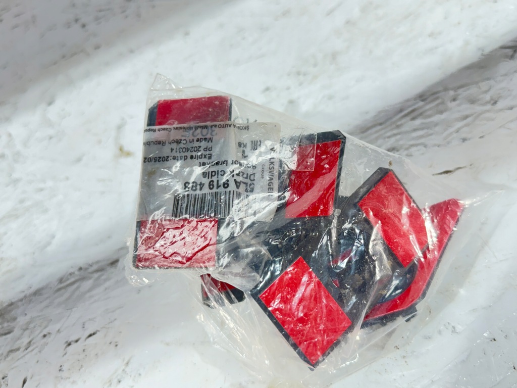 фото №12, Skoda enyaq 5la бампер перед передній решітка радіатора решітка радіатора новий оригінал