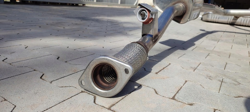 фото №5, Mercedes w247 вихлоп гасник kompletny a1774904403 a2474912400