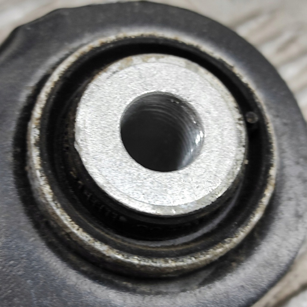 фото №6, Mercedes-benz eqe v295 2023 ліва сторона верхній важіль задній