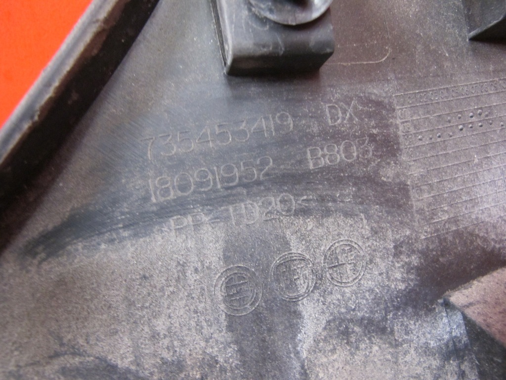 фото №14, Lancia delta iii 3 молдинг накладка порог правая