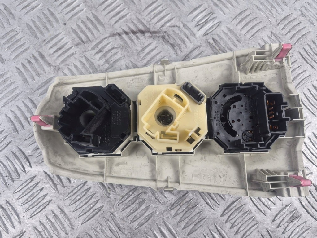 фото №8, Панель кондиционера toyota yaris 554060d190