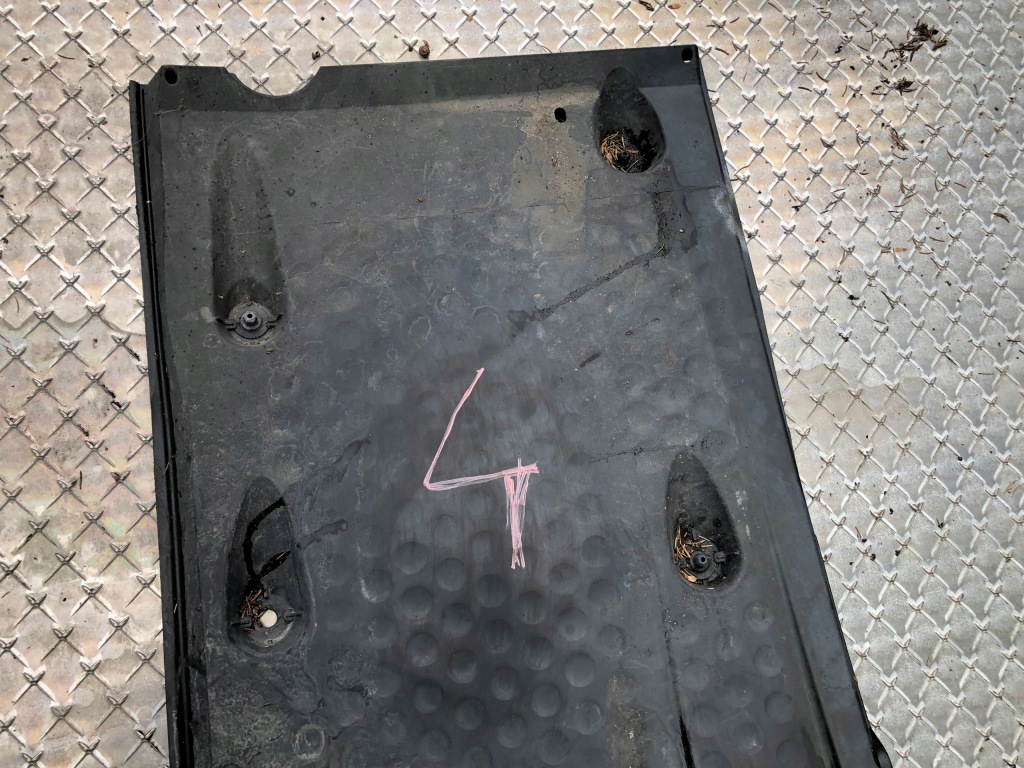 фото №6, Защита подвеска левая vw tiguan 5n0825201b