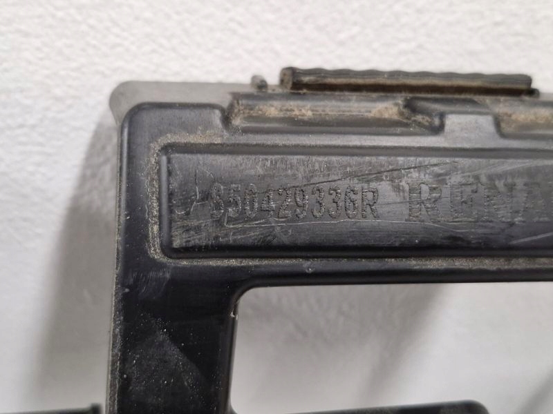 фото №8, Renault scenic 4 iv направляющая кронштейн бампера задняя задние кронштейн 850429336r