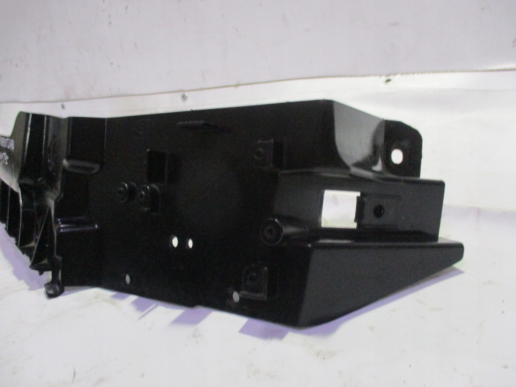 фото №3, Направляющая бампера правый задняя задний land rover range rover sport