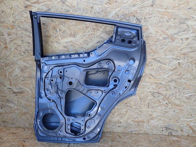 фото №8, Toyota c-hr chr дверь правое задние задняя