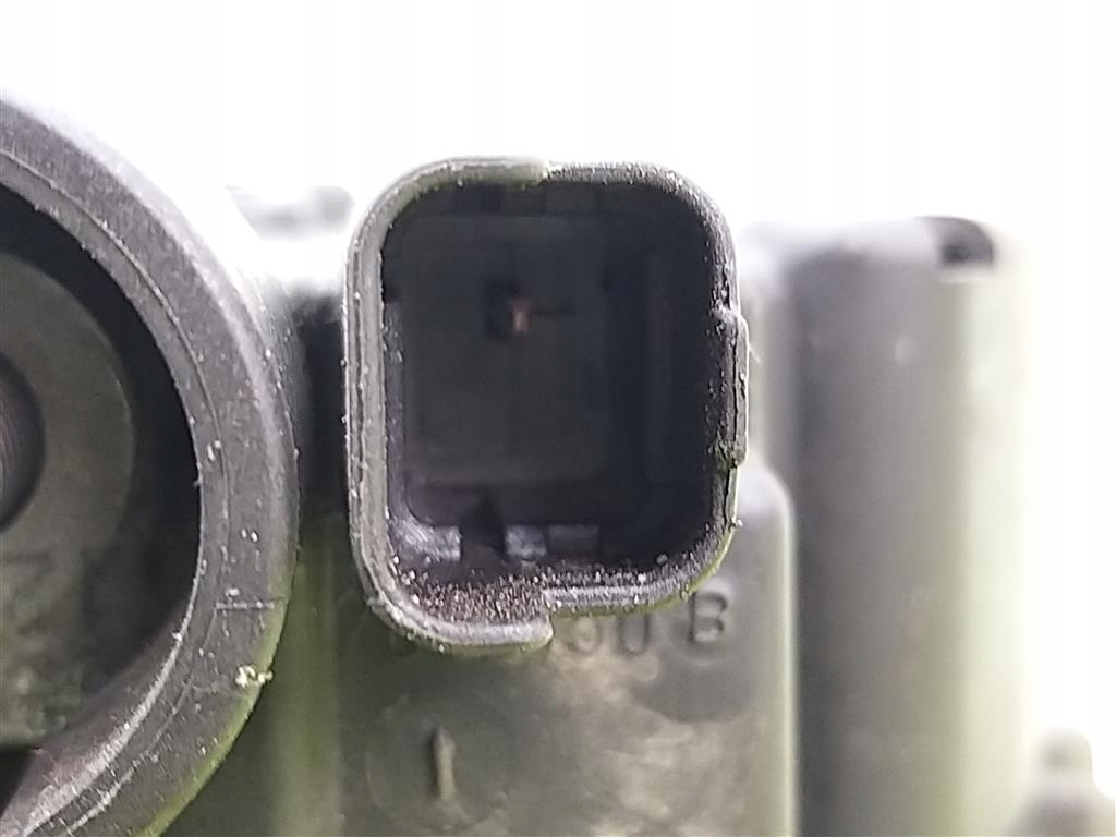 Генератор peugeot 308 2008-2013 1,6 бензин valeo оригінал 1 pin Зі Шроту