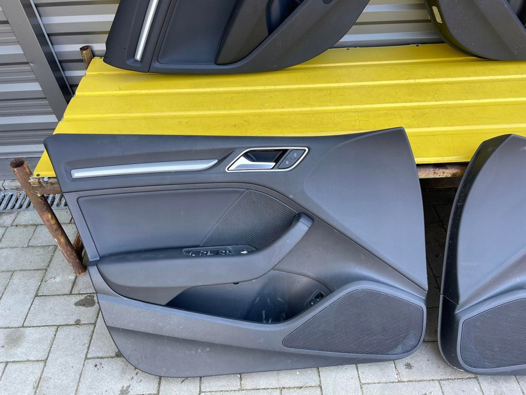 фото №4, Audi a3 8v5 8v обшивки дверь