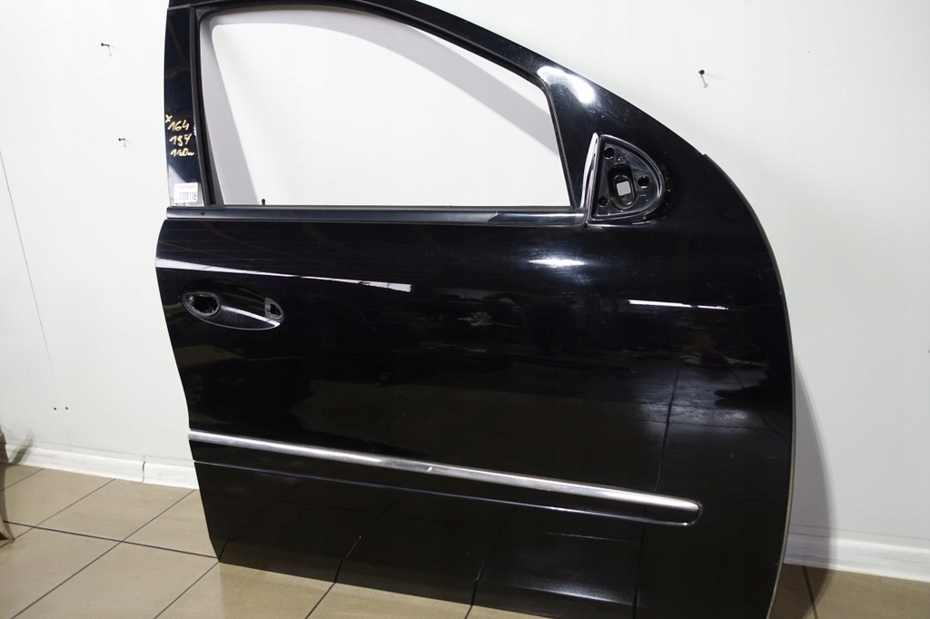 фото №7, Mercedes w164 gl x164 дверь правый перед передние 197 правое