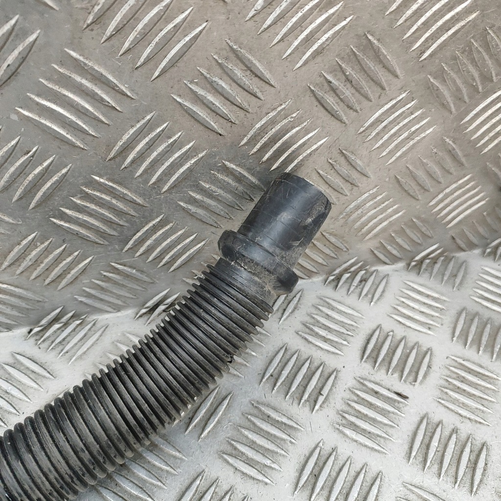 фото №5, Audi q8 2023 трубка заливної рідина do омивача вікон