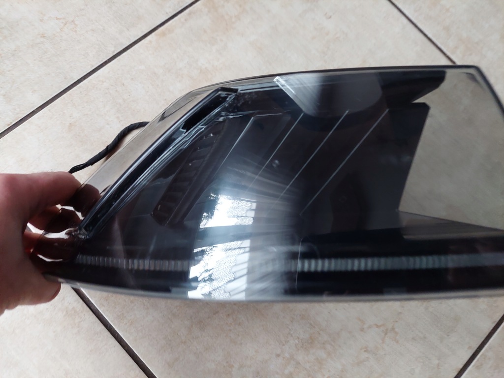 фото №10, Лампа задняя - full led - peugeot 508 ii