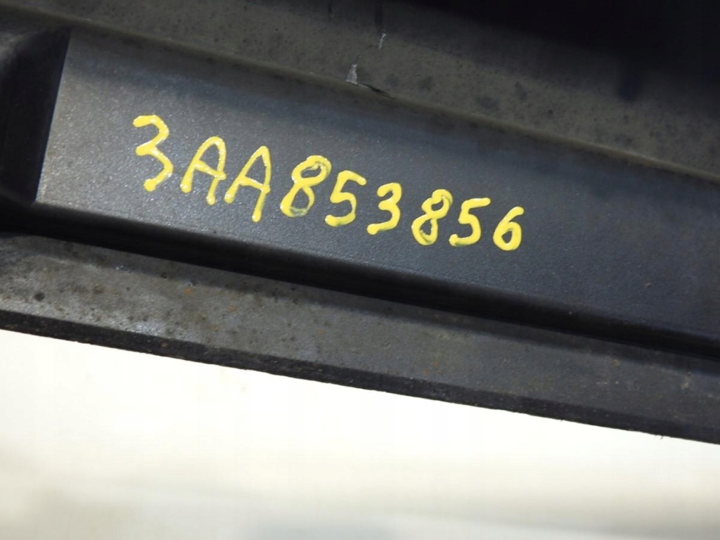 Накладка  накладка порога  правая lc8z vw passat b7 универсал 3aa853856 с Разборки