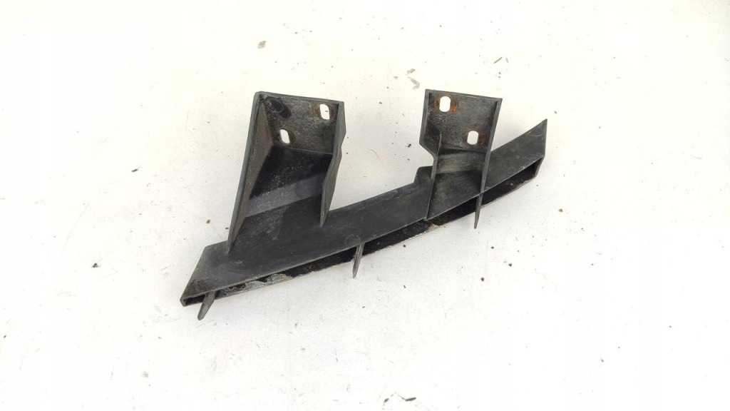 фото №1, Audi q7 4l направляющая кронштейн бампера правый перед 4l0807334