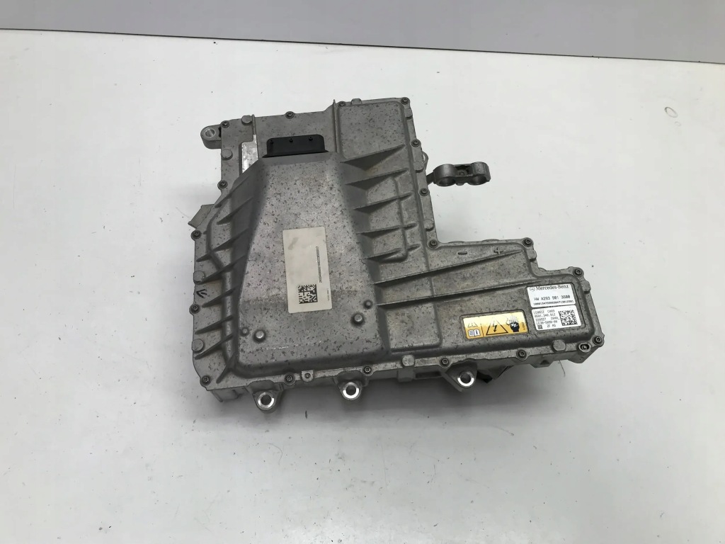 фото №1, Mercedes eqc n293 2023 электрик инвертор преобразователь напряжения a2939013600