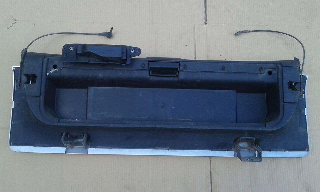 фото №6, Кришка багажника задня задня борт нижня замок citroen c2 03-09