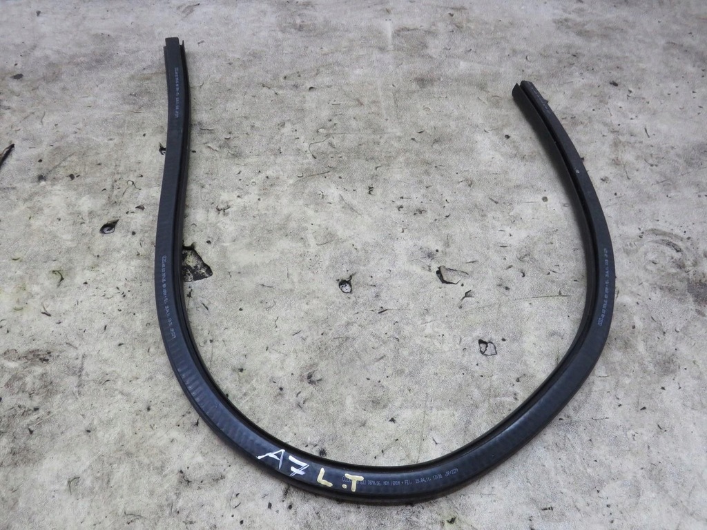 фото №1, Прокладка дверь перед задняя audi a7 4g8833707a