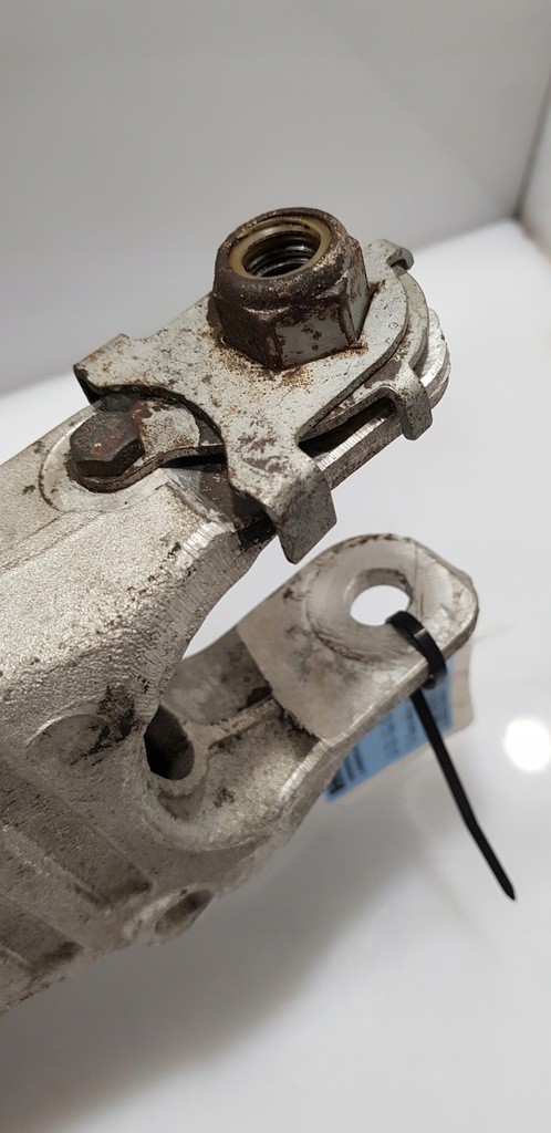 фото №2, Land rover range rover sport рычаг левый задняя #w55