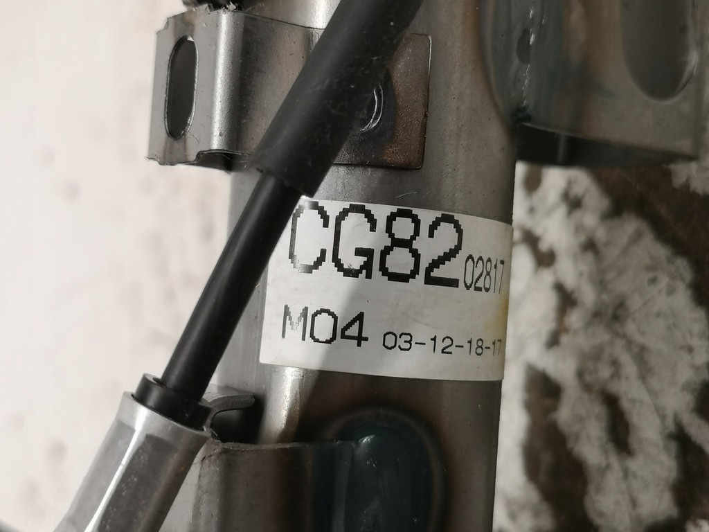 фото №13, Toyota avensis verso колонка рулевая 45020-28-7 europa