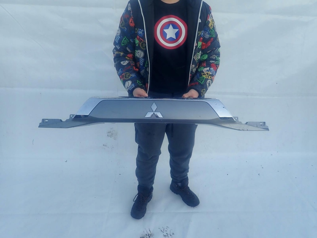 фото №1, Mitsubishi outlander iii 3 lift 15- накладка крышки