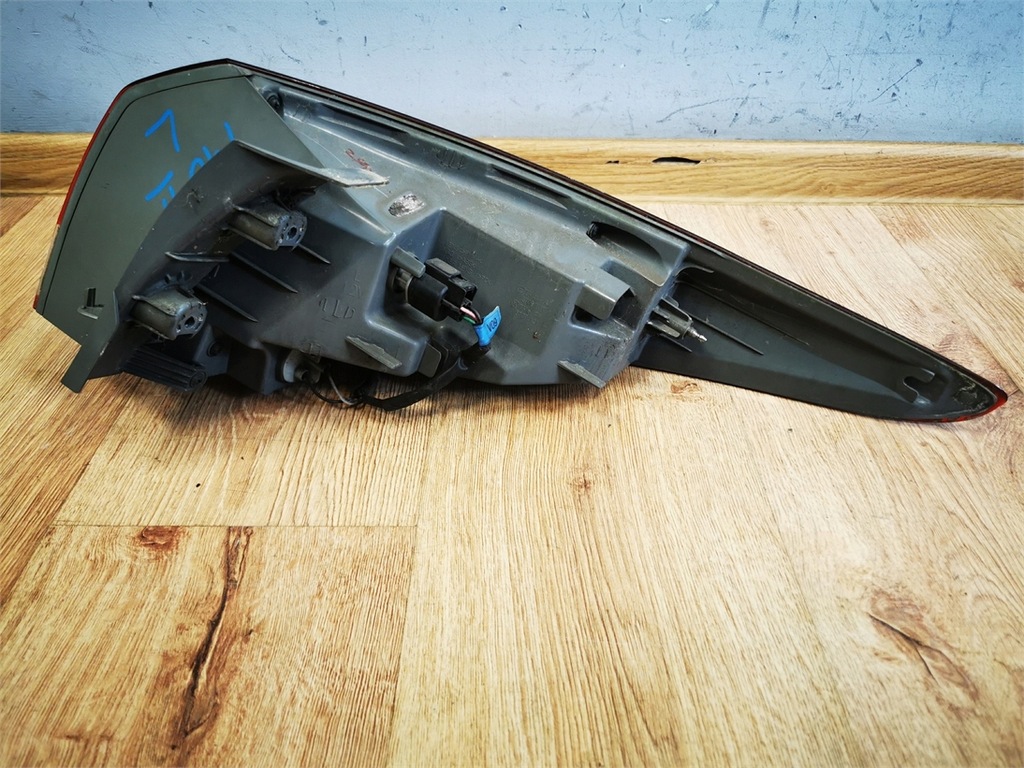 фото №6, Hyundai i40 lift 15-18 kombi лампа левая задняя w крыло демонтаж