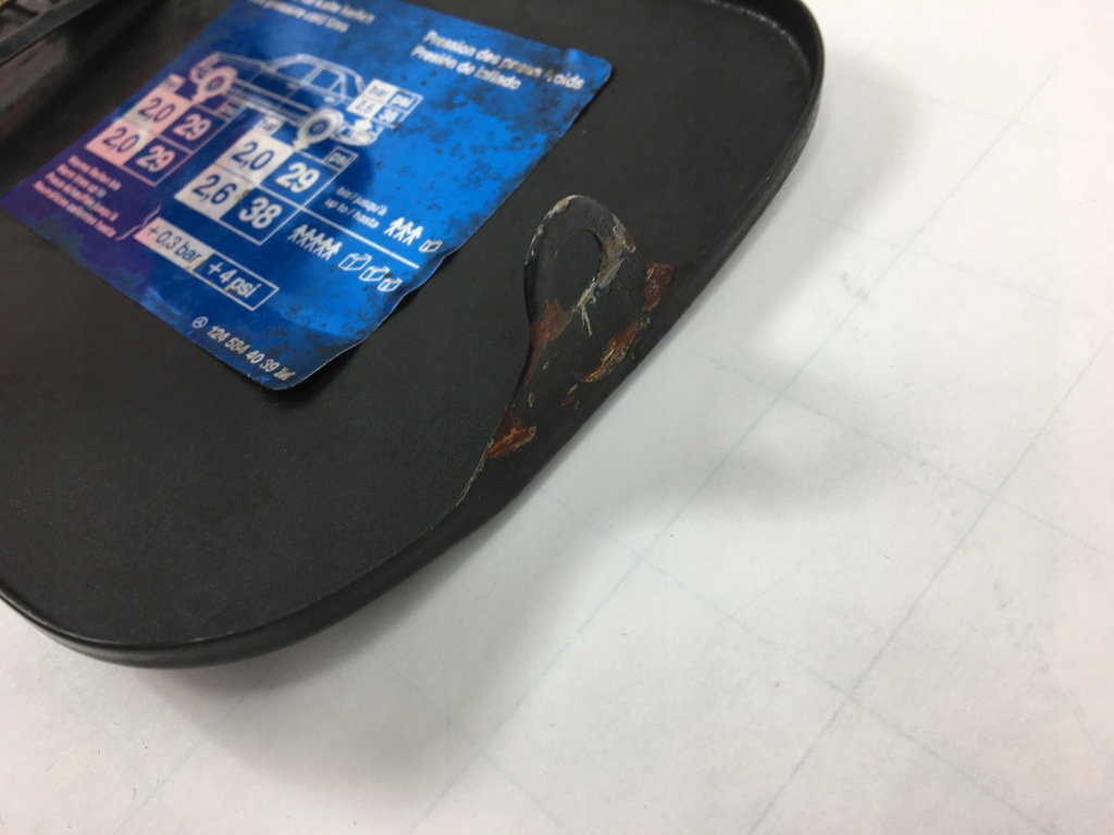 фото №11, Кришка заливної пального mercedes w124 sedan czarna