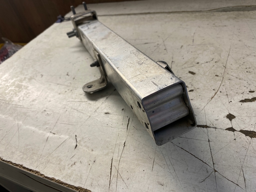 фото №10, Bmw i3 зона деформації правий перед