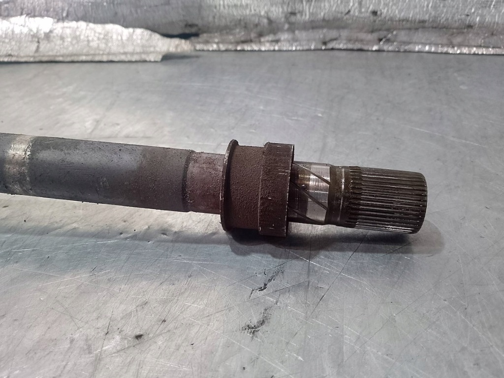 Приводной вал правая перед renault trafic 8200169163 93850890 2.5 dci Недорого