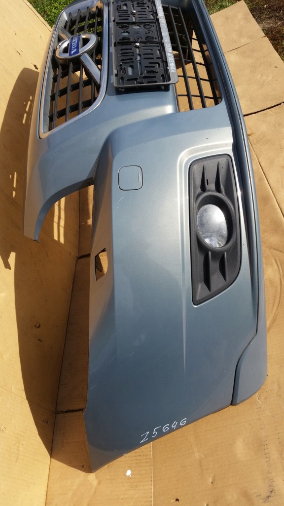 Бампер перед передний volvo s40 v50 lift 2007-2012 30744976 с Разборки