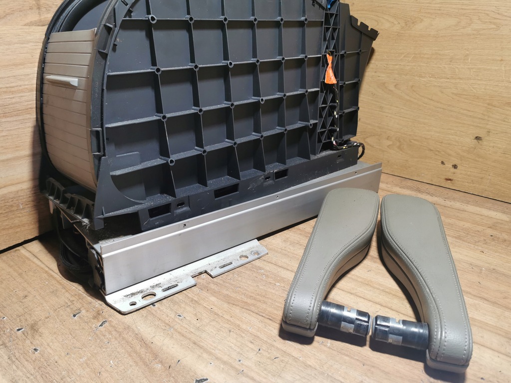 фото №2, Підлокітник scenic ii