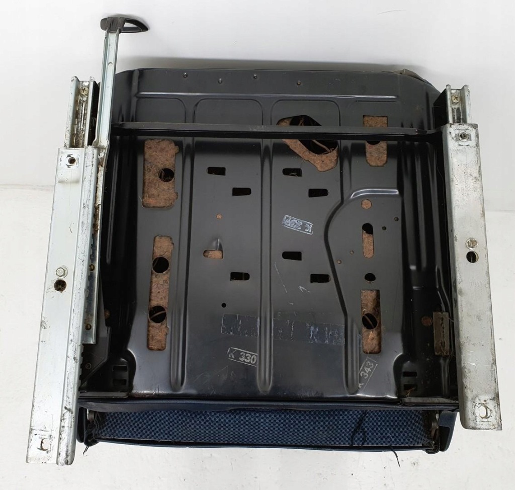 Сидіння водія лівий перед niebieski mercedes w115 w114 Ціна