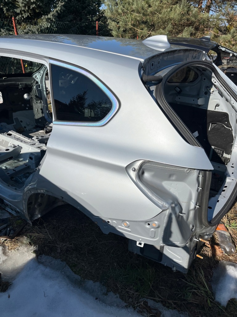 фото №1, Чверть лівий задня bmw x1 f48 a83 glaciersilber