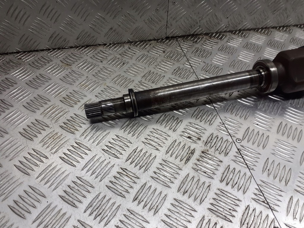 Приводной вал правая передняя renault megane 2 1.5 dci 8200379235 Цена