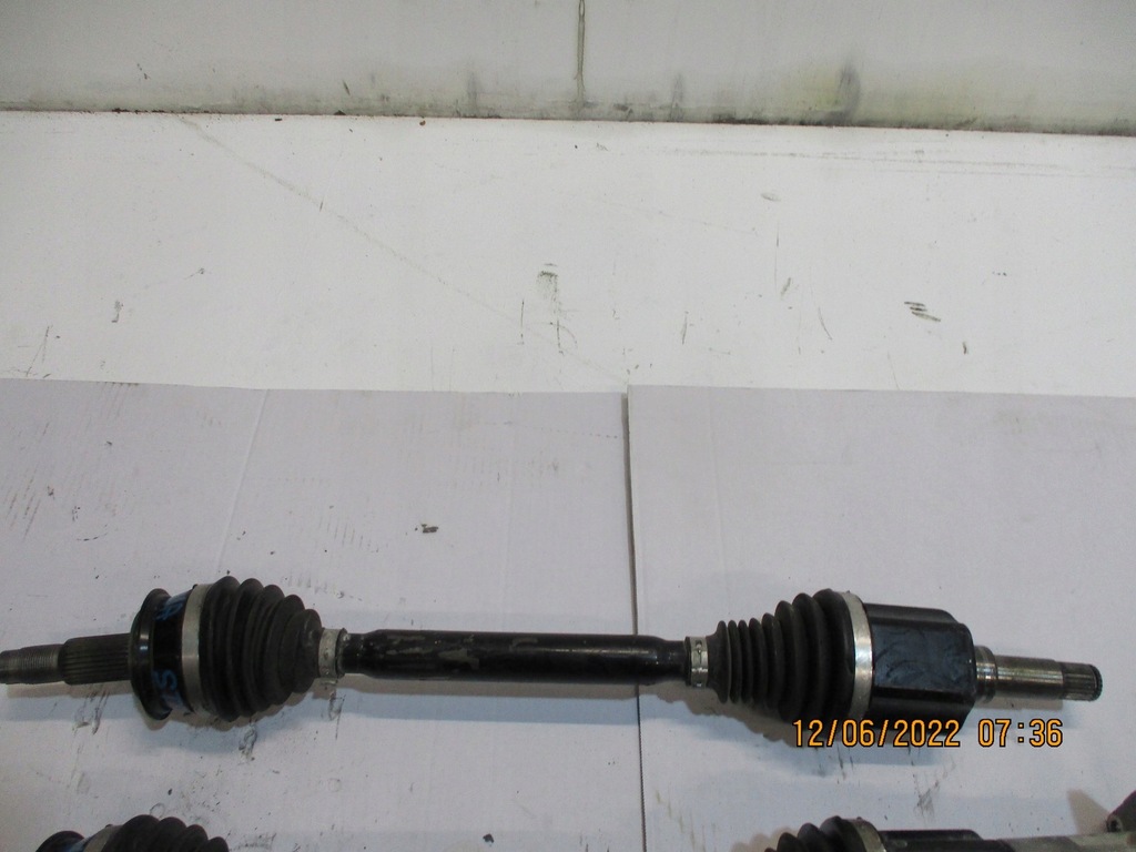 фото №2, Приводной вал правая alfa romeo stelvio 2,2d