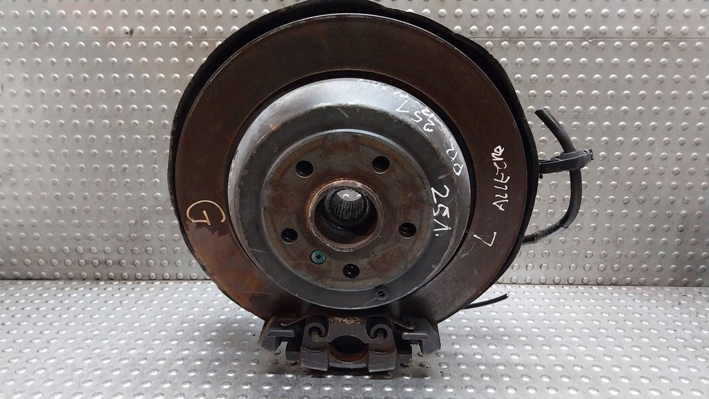 фото №1, Поворотный кулак ступица правый задняя a1643501408 mercedes ml w164 gl x164 r w251