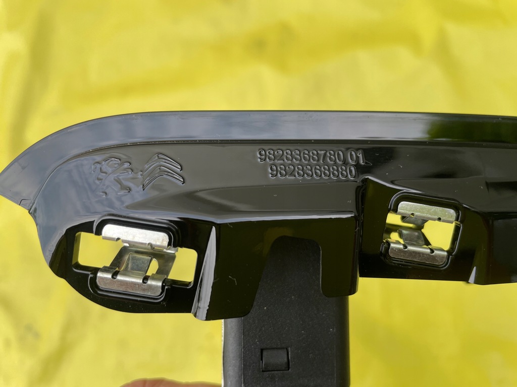 фото №4, Peugeot 208 ii панель рамка радио usb