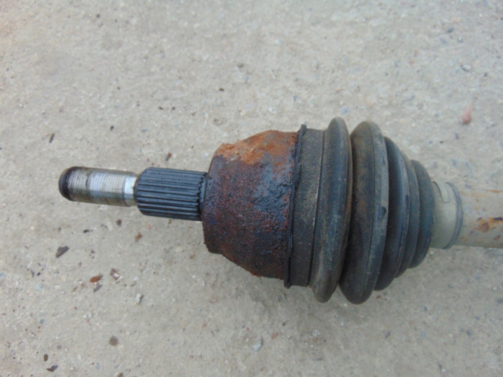 Приводной вал правая длинная focus mk3 c-max mk2 1.6 b с Разборки